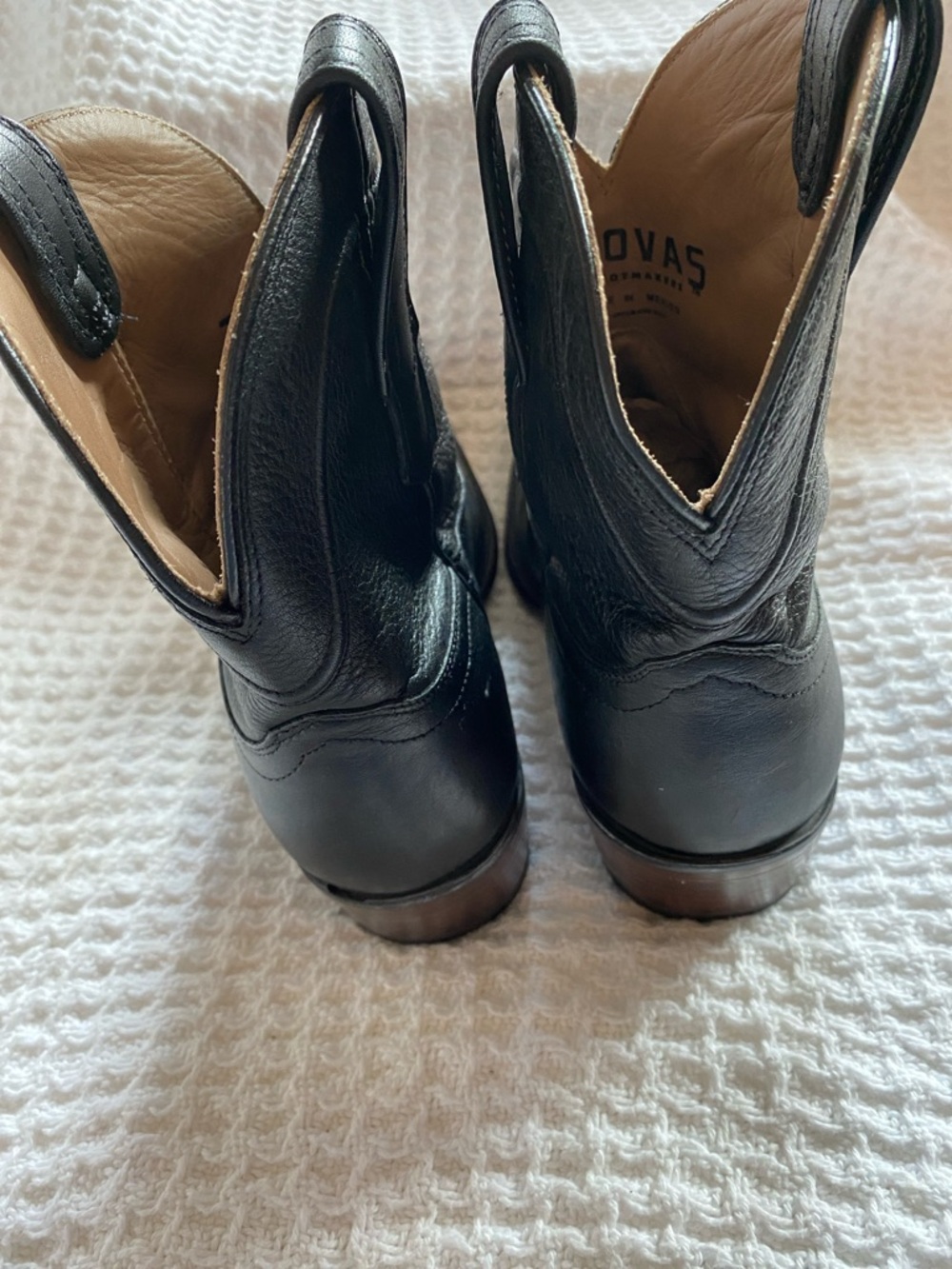 Tecovas Penny Classic Black Leather Western Ankle Boots - Women size 7.5 - Picture 5 of 9